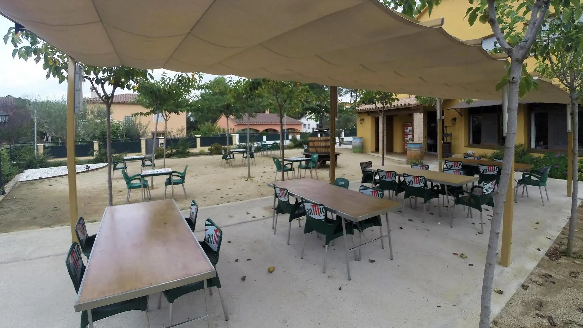 Hotel Les Roques Bascara