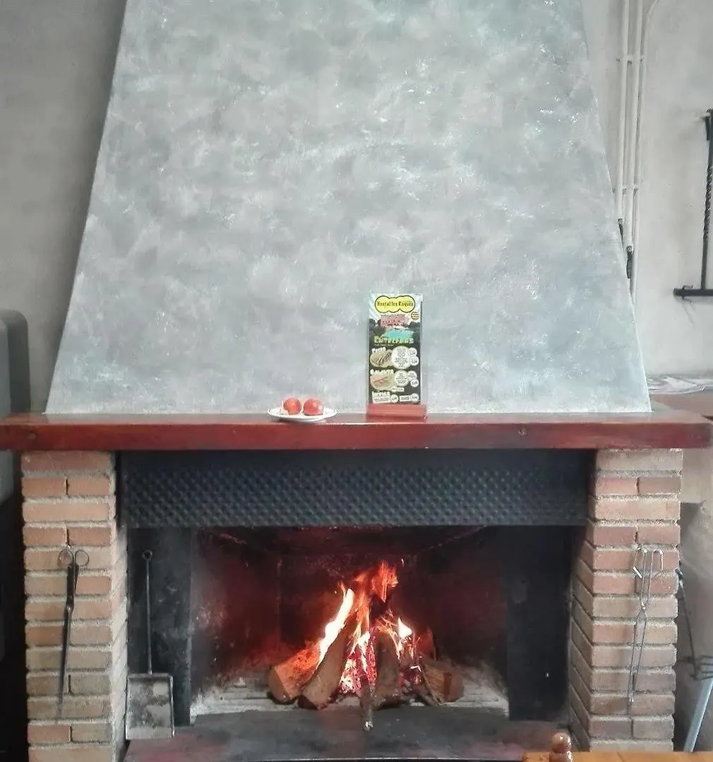 Hotel Les Roques Bascara Испания